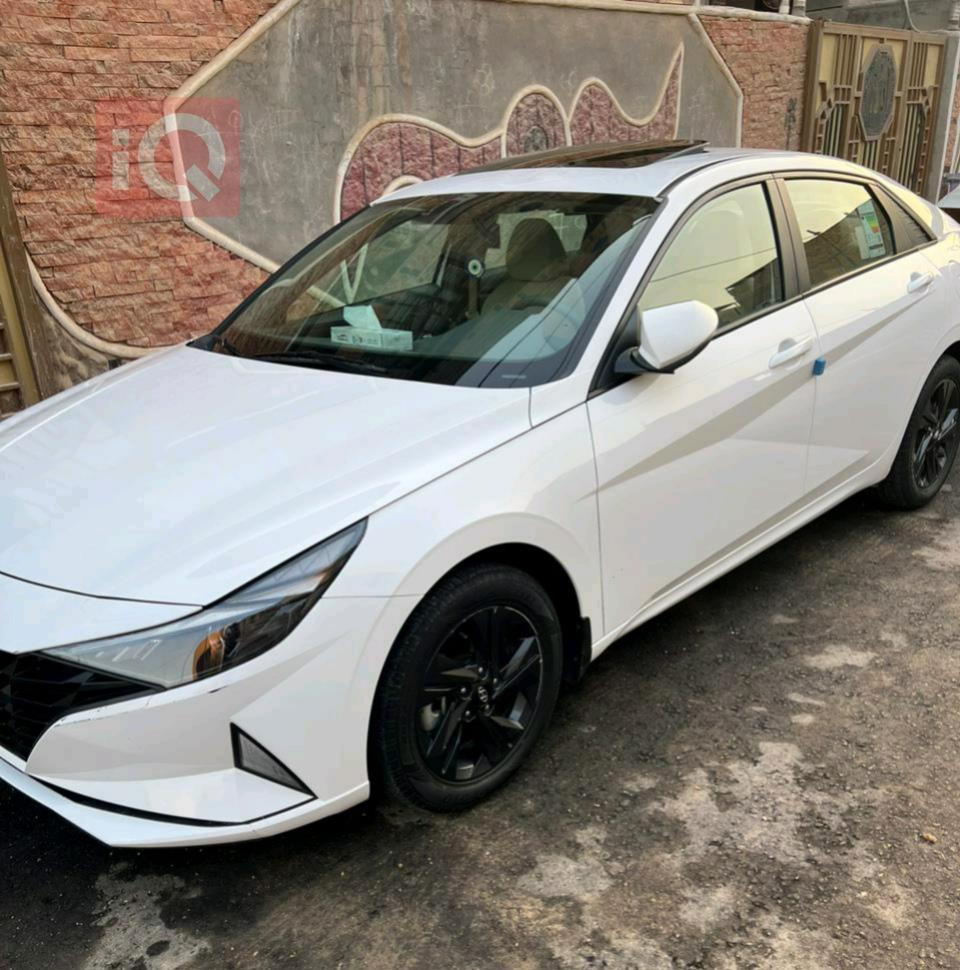 هیوندای ئەلەنترا